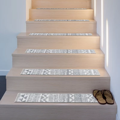 World Rug Gallery Modern Geometric Non-Slip Stair Treads 3 World Rug Gallery Modern Geometric Non-Slip Stair Treads