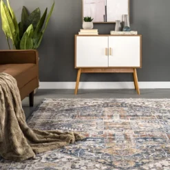 NuLOOM Hannah Distressed Traditional Medallion Fringe Area Rug -Decoration Series Shop GUEST 7971ec3d dc6a 4c0d bc27 3cea3d19c93f