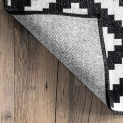 NuLOOM Kellee Machine Washable Modern Diamonds Area Rug 18 NuLOOM Kellee Machine Washable Modern Diamonds Area Rug -Decoration Series Shop GUEST 9d6d9d69 6a25 4431 b6ca 3b5dfe70d28f