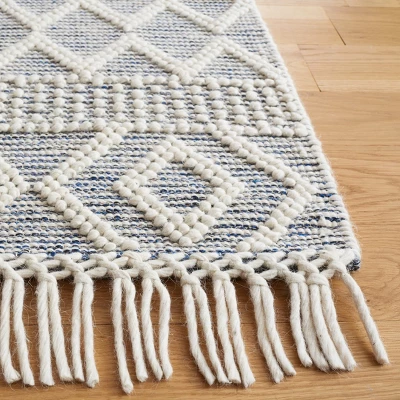 Vermont VRM251 Hand Loomed Area Rug - Safavieh 4 Vermont VRM251 Hand Loomed Area Rug - Safavieh - Image 2