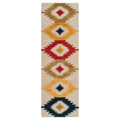Holden Geometric Design Area Rug - Safavieh -Decoration Series Shop GUEST c1fefa71 c8d4 4520 a0ef 3ceaa267f1fd