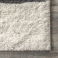 Lauren Liess X RugsUSA - Striped Wool Machine Washable Area Rug 16 Lauren Liess X RugsUSA - Striped Wool Machine Washable Area Rug -Decoration Series Shop GUEST f28c0aa0 6d76 4a5a a6d7 2068c8e54aab